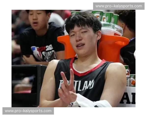 撕裂之城的怒吼与达拉斯的华尔兹：开拓者vs小牛，谁才是西部的流量天花板？